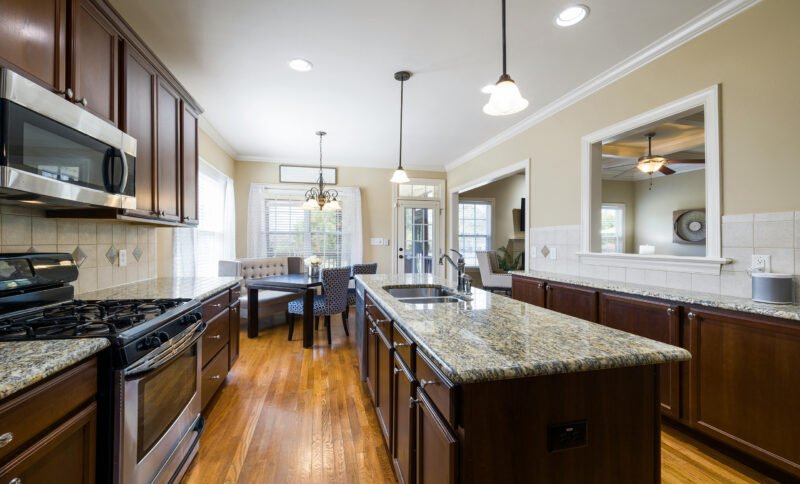 American Shaker Kitchen Cabinets